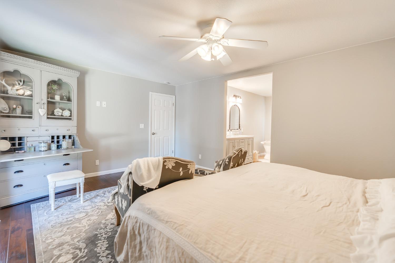 Detail Gallery Image 45 of 63 For 2028 Princeton Ct, Los Banos,  CA 93635 - 3 Beds | 2 Baths