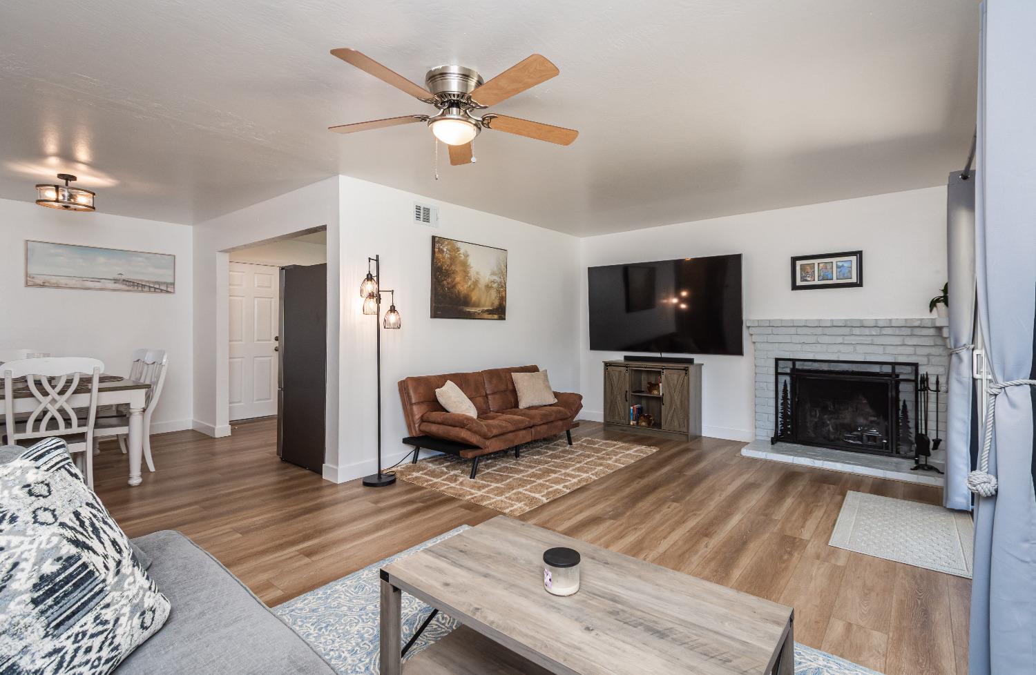 Detail Gallery Image 21 of 48 For 2672 Ellenbrook Dr, Rancho Cordova,  CA 95670 - 3 Beds | 2 Baths