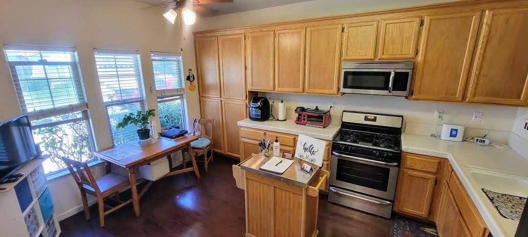 Detail Gallery Image 6 of 32 For 2781 Lindbergh Lane, Lincoln,  CA 95648 - 3 Beds | 2 Baths