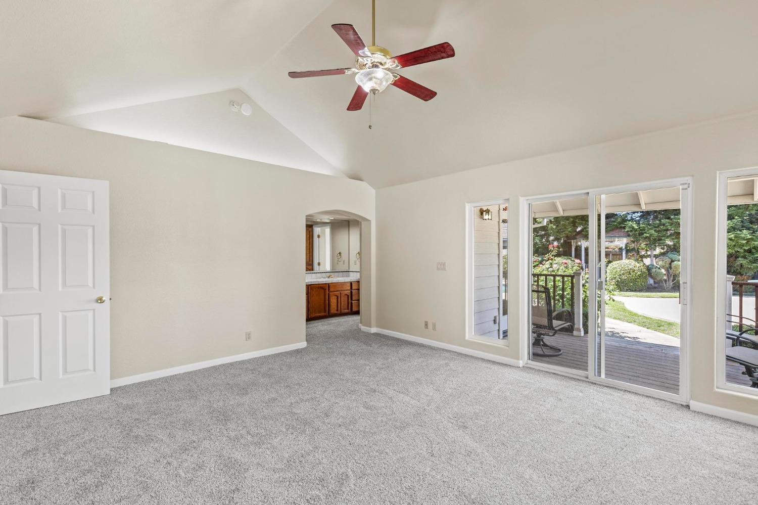 Detail Gallery Image 18 of 42 For 1840 Saratoga Ct, Yuba City,  CA 95993 - 3 Beds | 2 Baths