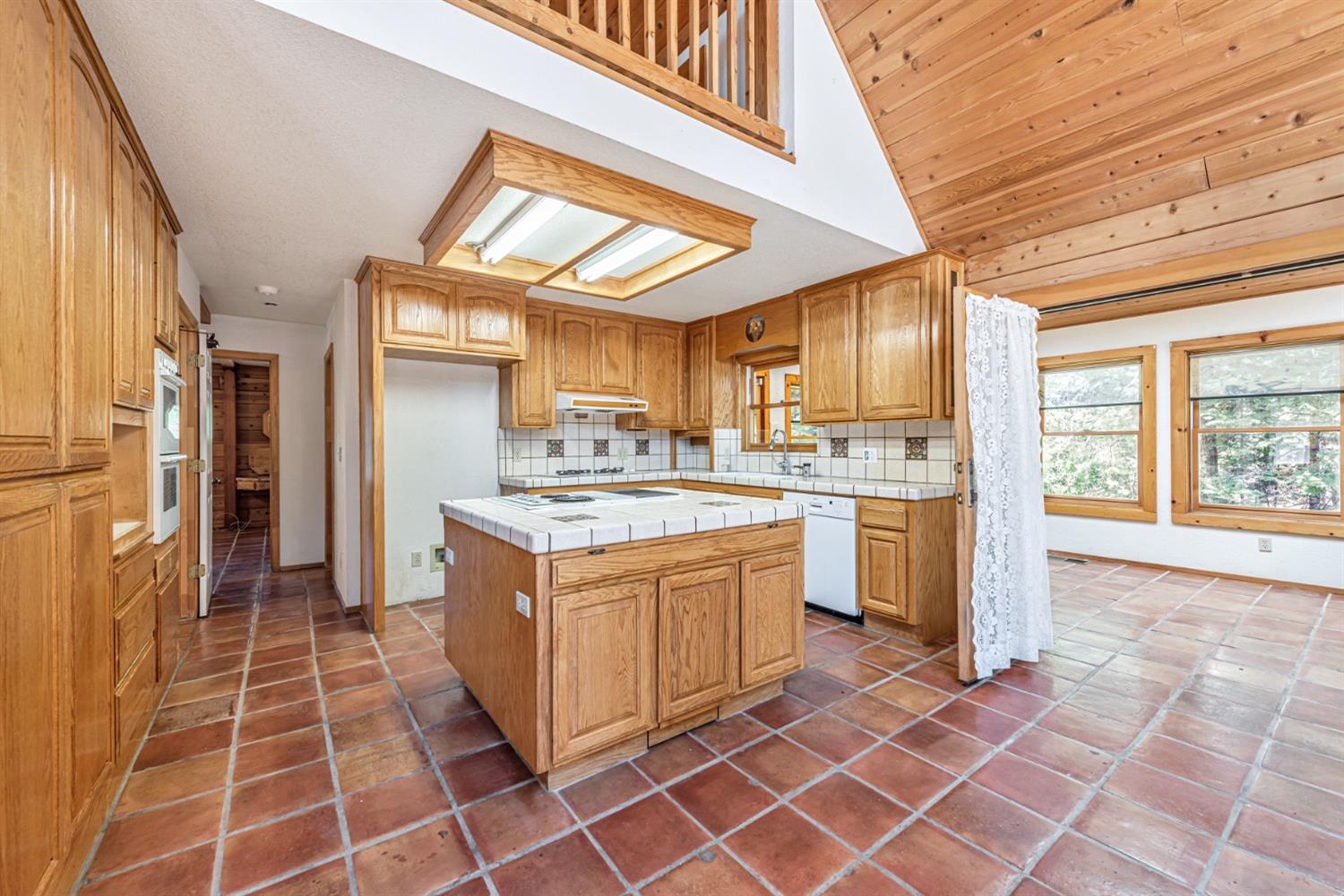 Detail Gallery Image 13 of 51 For 18008 N Mace Dr, Pioneer,  CA 95666 - 2 Beds | 3/1 Baths