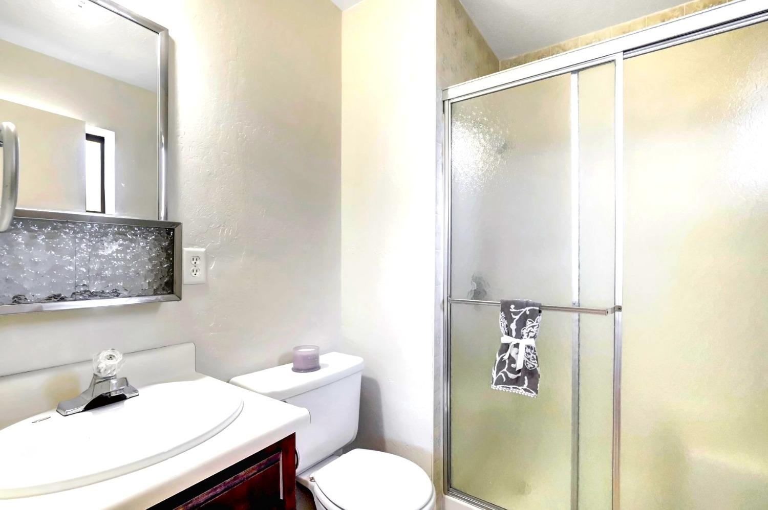 Detail Gallery Image 34 of 48 For 18082 Hummingbird Dr, Penn Valley,  CA 95946 - 3 Beds | 2 Baths