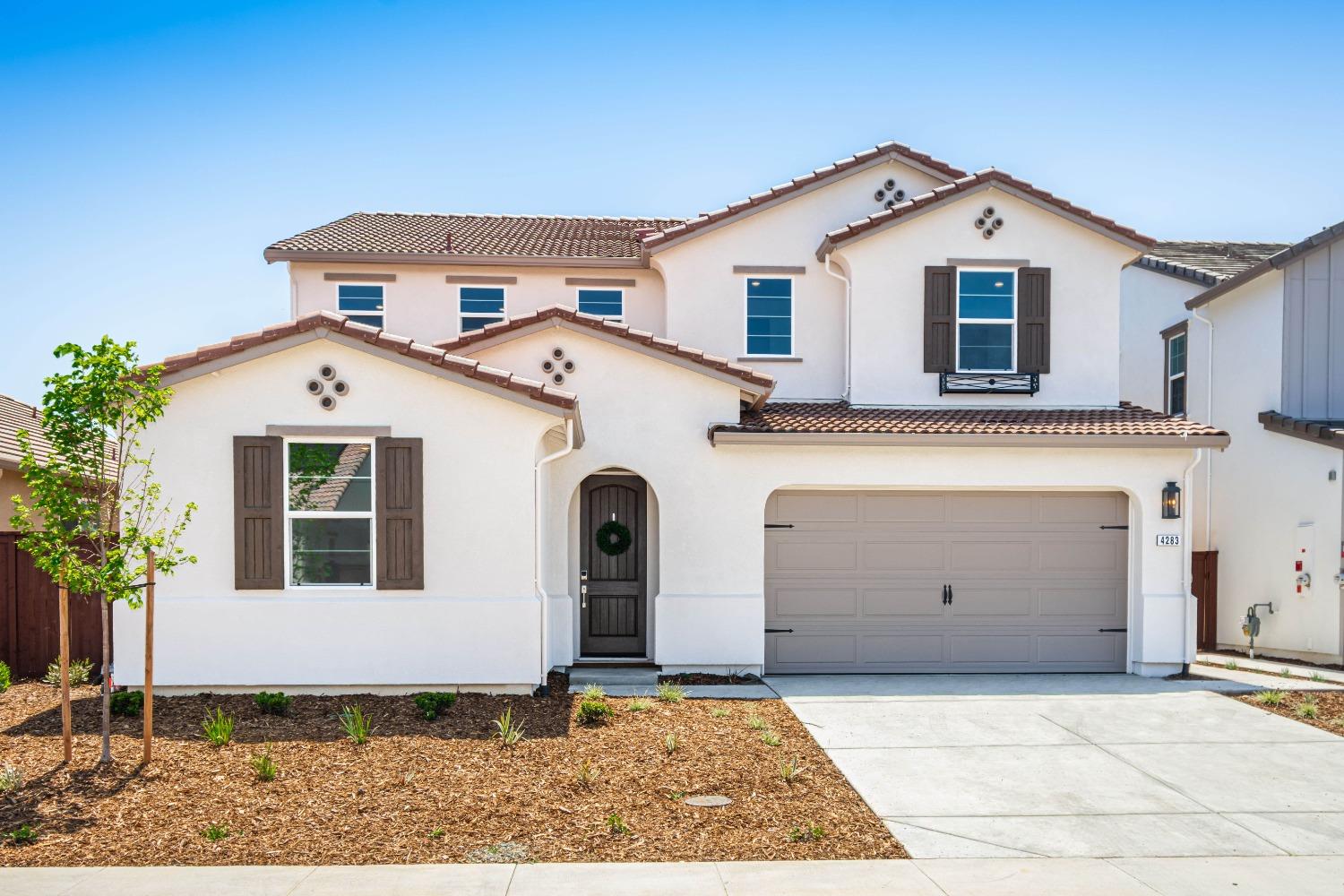 Detail Gallery Image 1 of 49 For 4283 Ranger Dr, Folsom,  CA 95630 - 4 Beds | 3/1 Baths