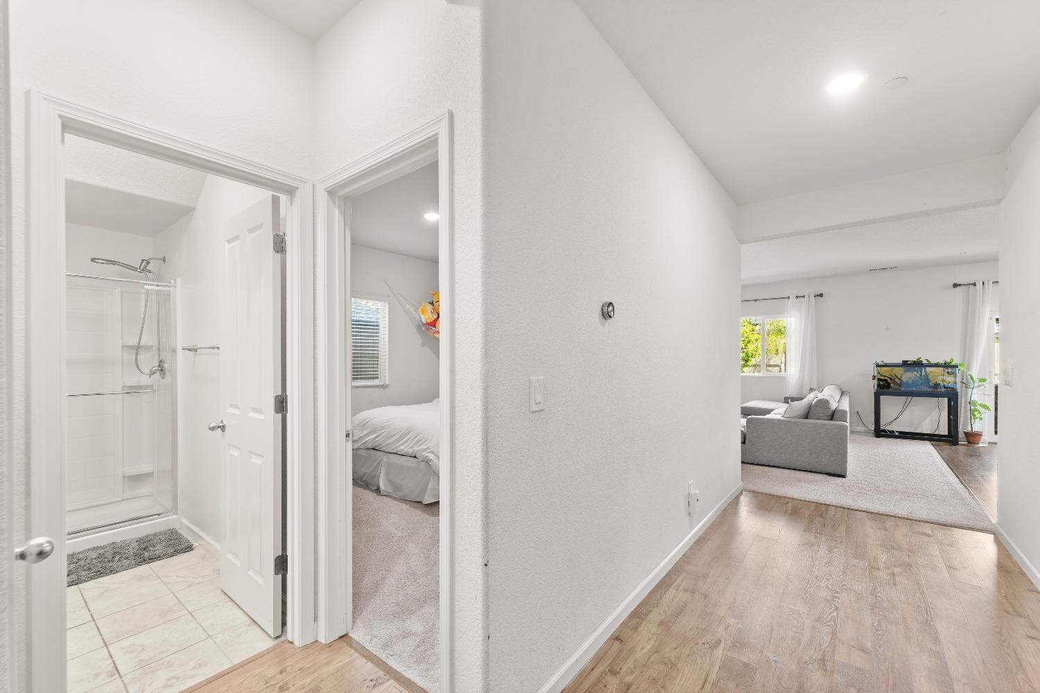 Detail Gallery Image 11 of 49 For 1033 Solstice St, Roseville,  CA 95747 - 4 Beds | 3 Baths