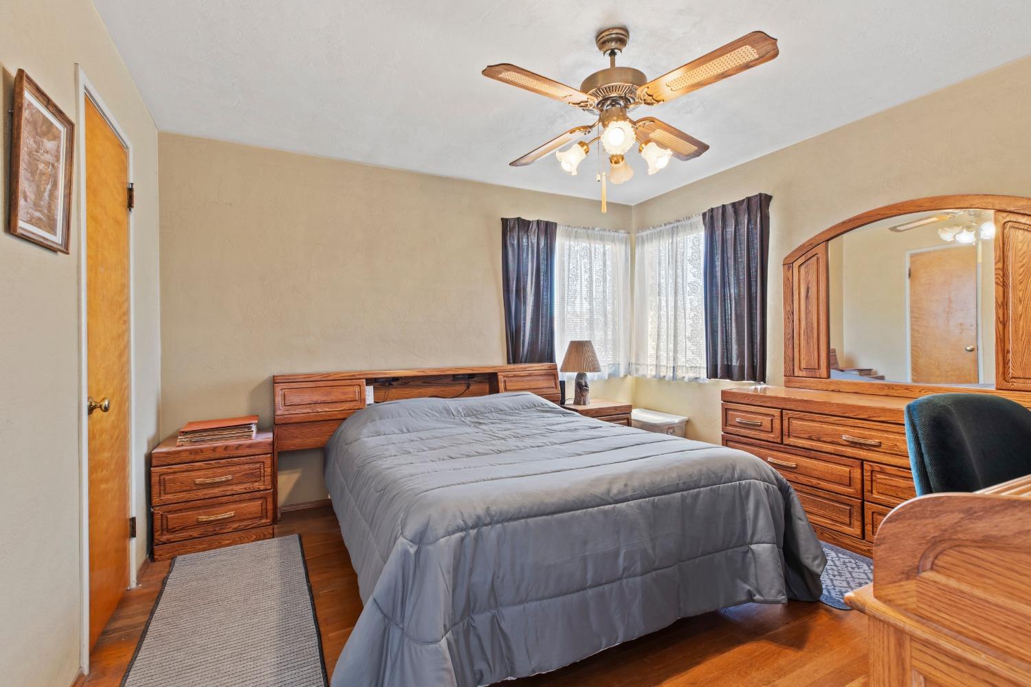 Detail Gallery Image 18 of 42 For 515 Locust Ave, Manteca,  CA 95337 - 3 Beds | 2 Baths