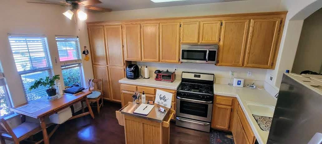 Detail Gallery Image 2 of 32 For 2781 Lindbergh Lane, Lincoln,  CA 95648 - 3 Beds | 2 Baths