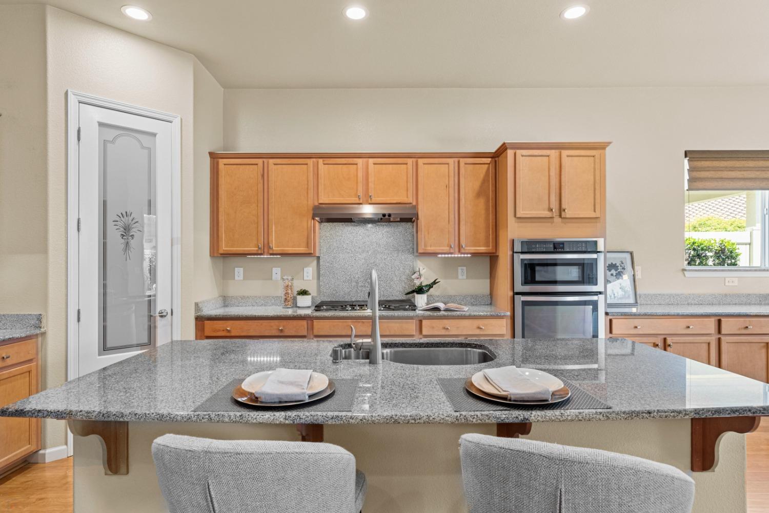 Detail Gallery Image 13 of 82 For 1392 Mill Run Ct, Manteca,  CA 95336 - 3 Beds | 2 Baths