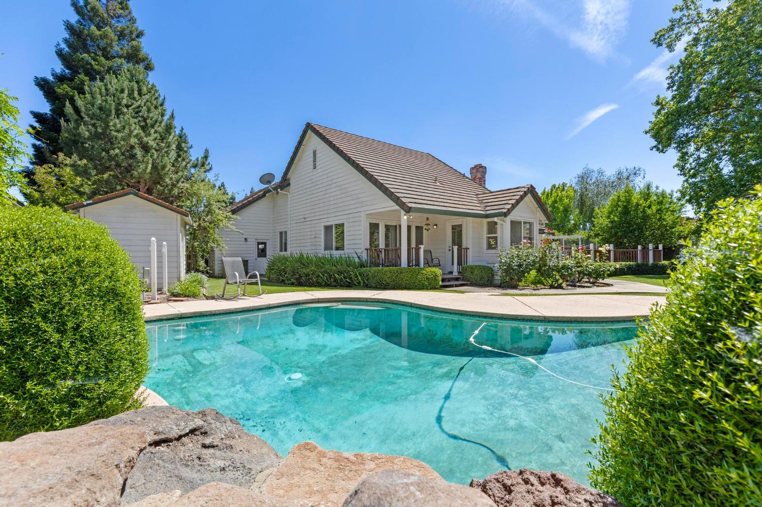 Detail Gallery Image 37 of 42 For 1840 Saratoga Ct, Yuba City,  CA 95993 - 3 Beds | 2 Baths
