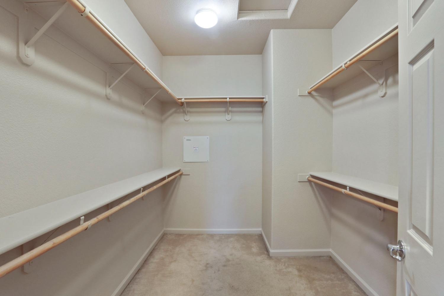 Detail Gallery Image 14 of 38 For 1401 Oasis Ln, Patterson,  CA 95363 - 4 Beds | 2/1 Baths