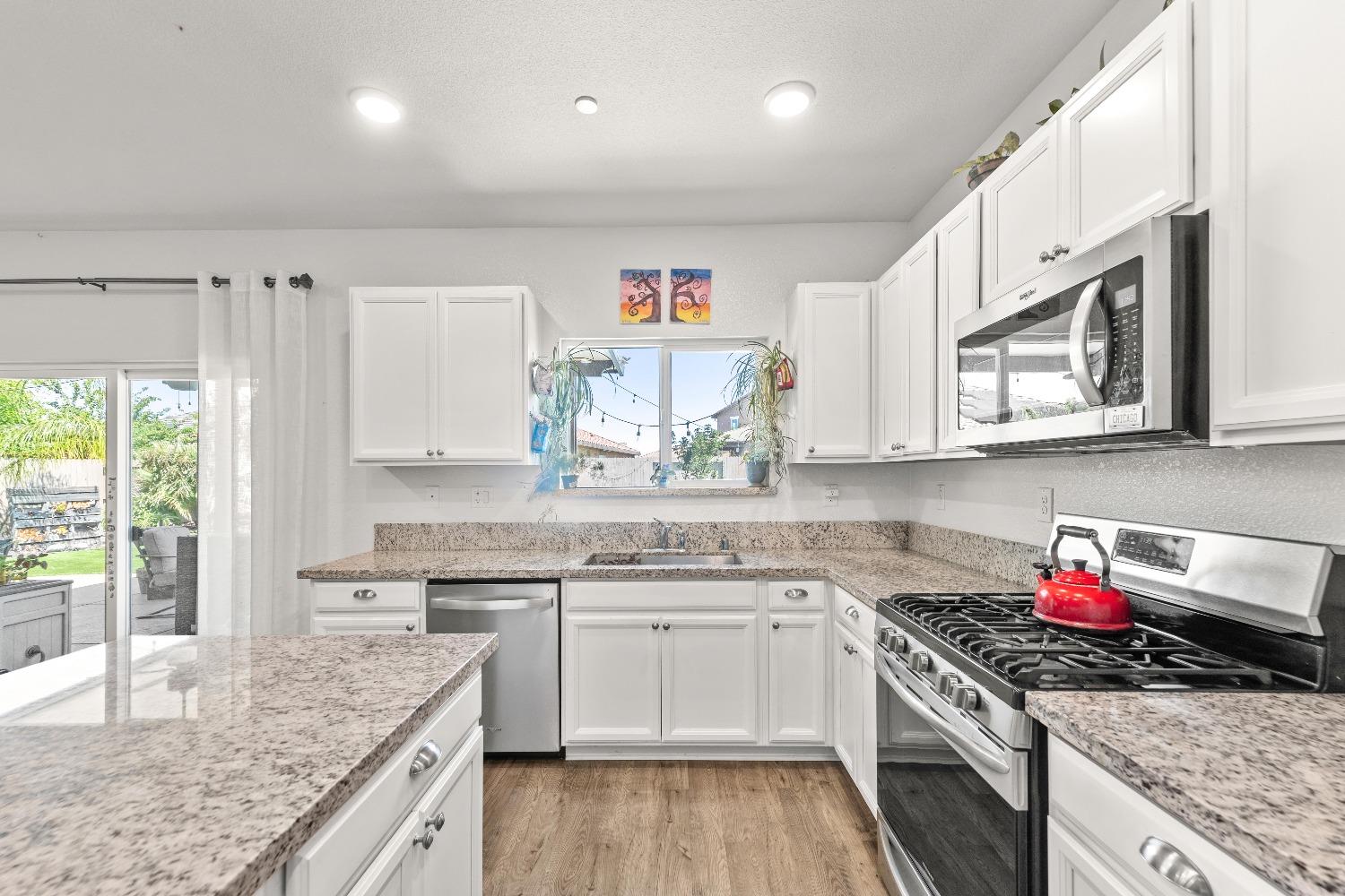 Detail Gallery Image 20 of 49 For 1033 Solstice St, Roseville,  CA 95747 - 4 Beds | 3 Baths