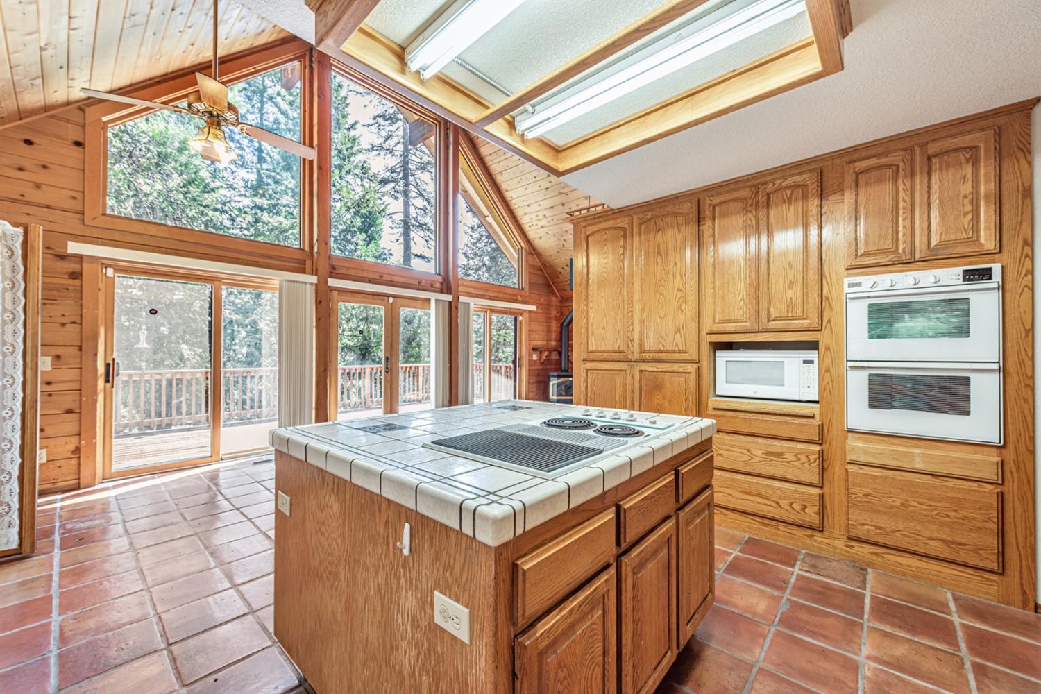 Detail Gallery Image 15 of 51 For 18008 N Mace Dr, Pioneer,  CA 95666 - 2 Beds | 3/1 Baths