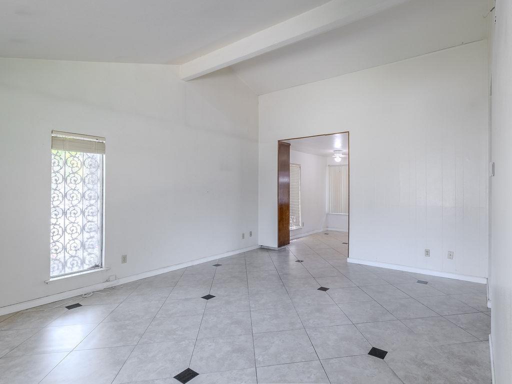 Detail Gallery Image 8 of 22 For 6609 Plymouth Rd, Stockton,  CA 95207 - 2 Beds | 1 Baths