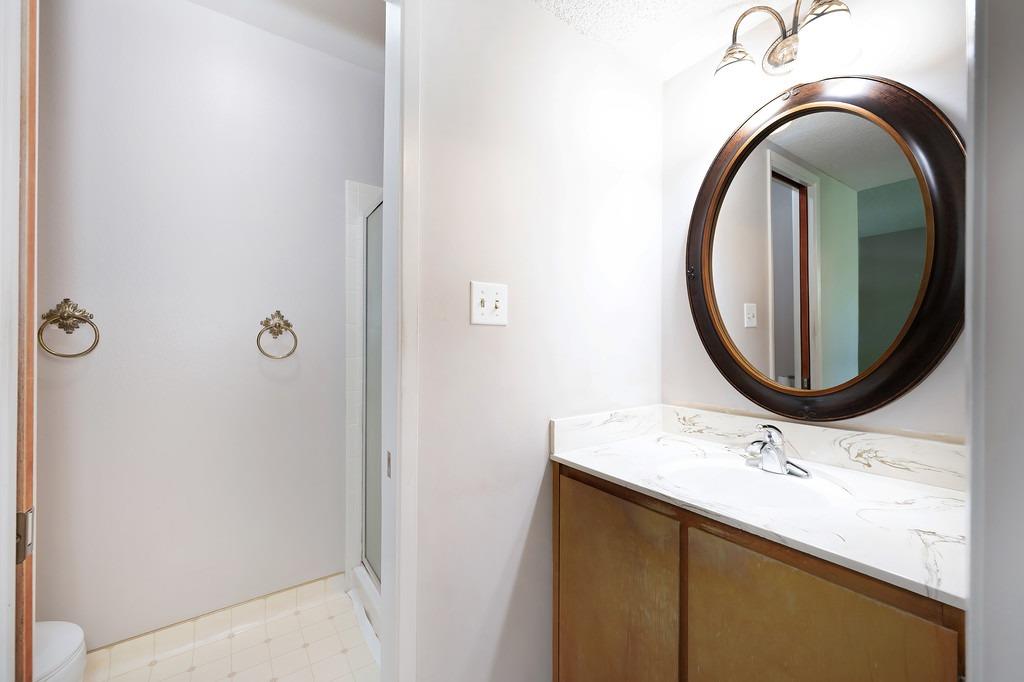Detail Gallery Image 25 of 37 For 7558 Fairway Two Ave, Fair Oaks,  CA 95628 - 3 Beds | 2/1 Baths