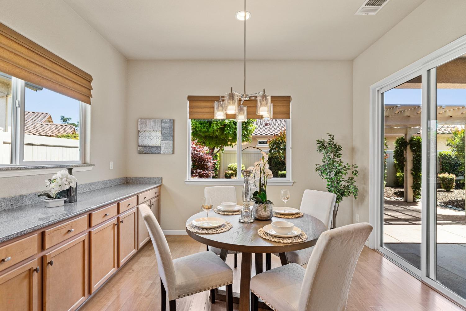 Detail Gallery Image 18 of 82 For 1392 Mill Run Ct, Manteca,  CA 95336 - 3 Beds | 2 Baths