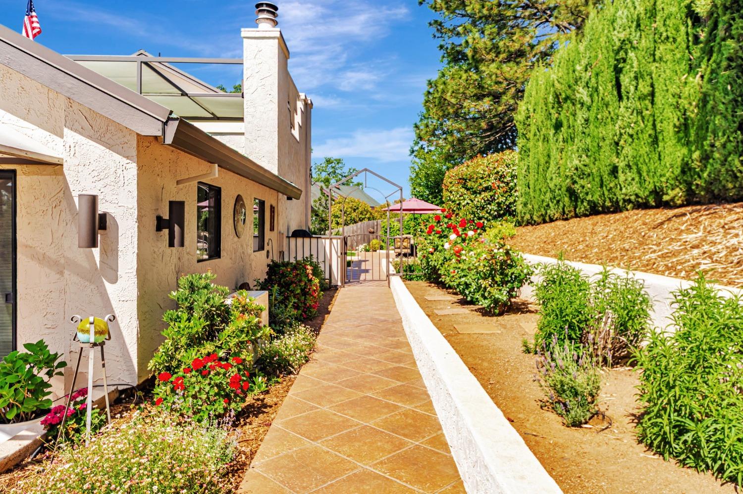 Detail Gallery Image 38 of 46 For 159 Aeolia Dr, Auburn,  CA 95603 - 3 Beds | 3 Baths