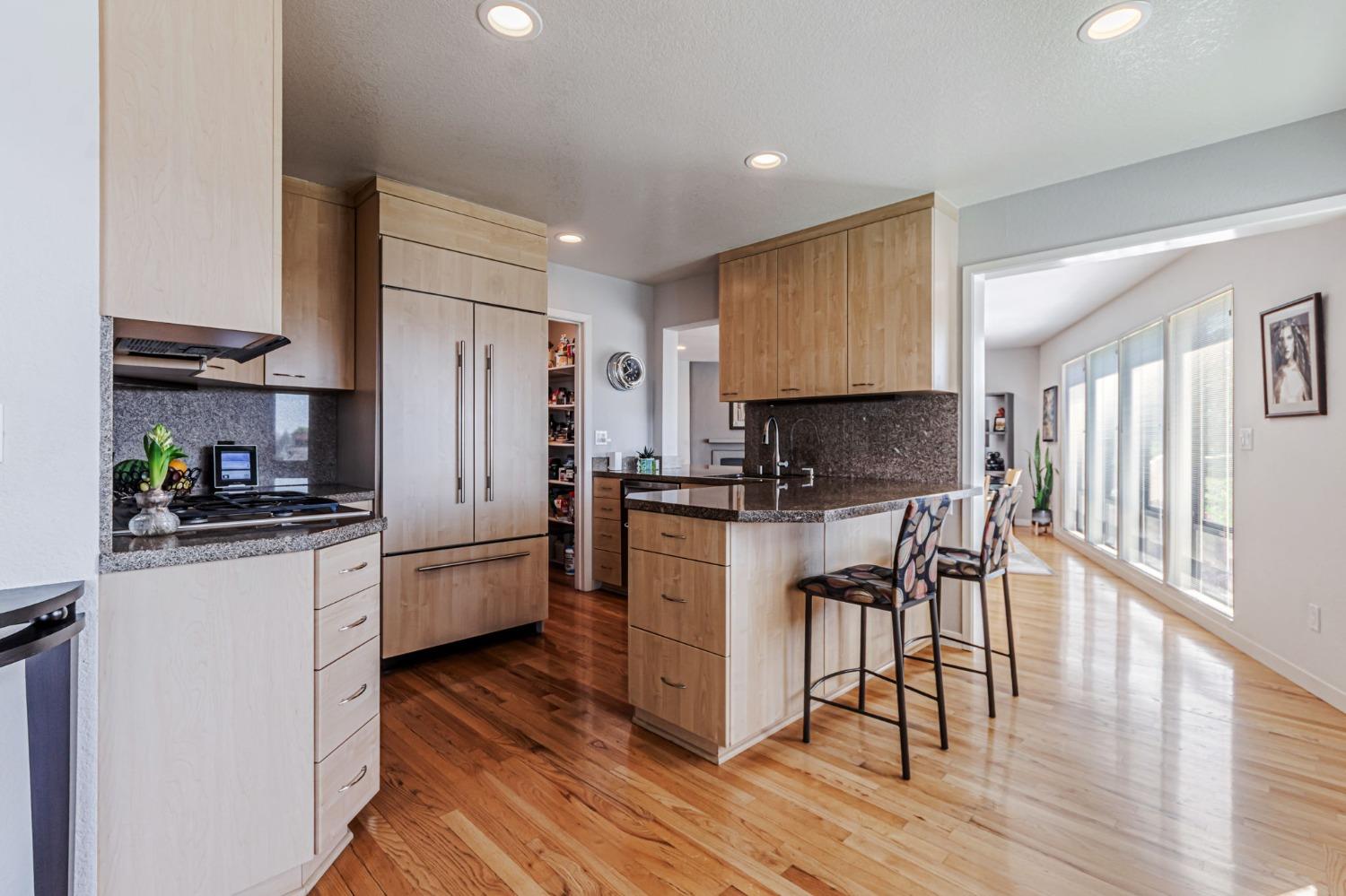 Detail Gallery Image 8 of 46 For 159 Aeolia Dr, Auburn,  CA 95603 - 3 Beds | 3 Baths