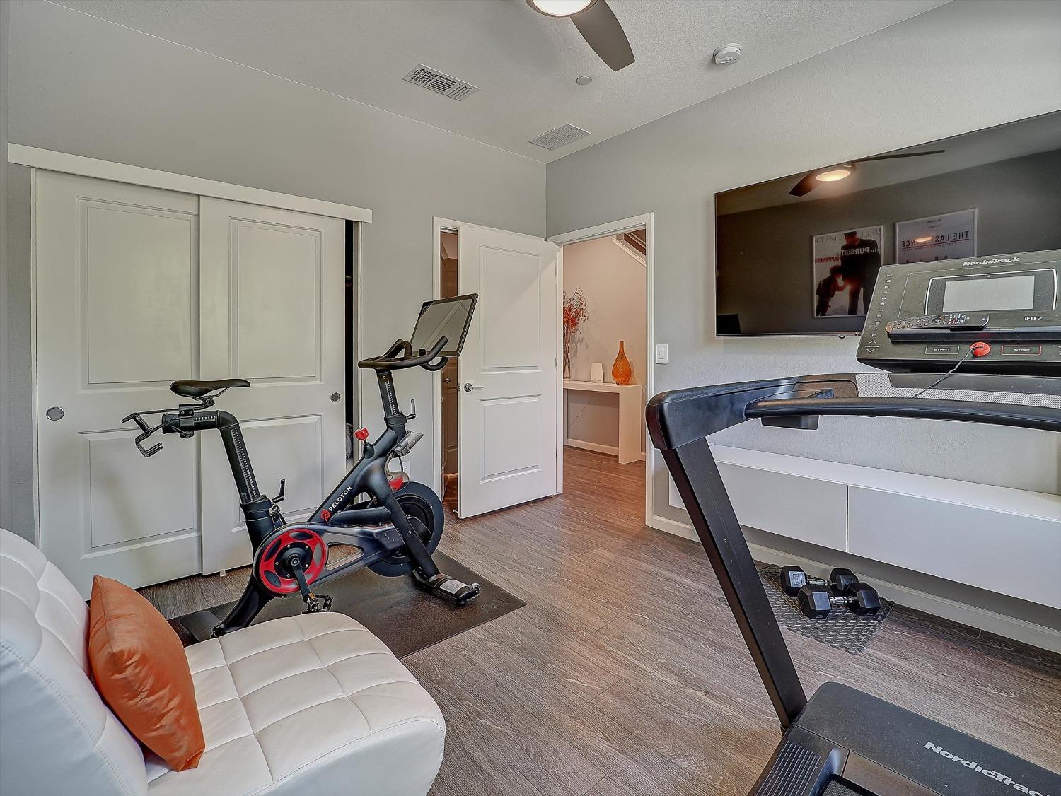 Detail Gallery Image 30 of 97 For 4474 Louvre Ln, Sacramento,  CA 95834 - 4 Beds | 3/1 Baths