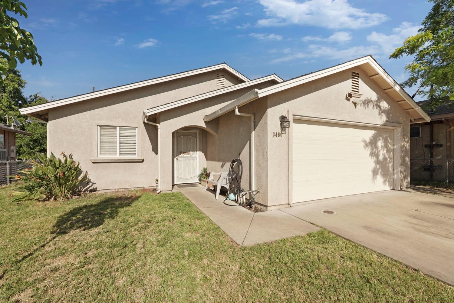 Detail Gallery Image 4 of 38 For 3460 Belleview Ave, Stockton,  CA 95206 - 3 Beds | 2 Baths