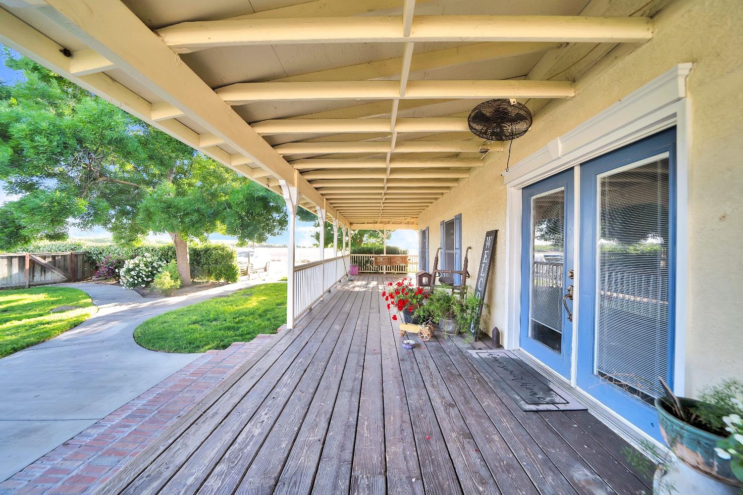 Detail Gallery Image 5 of 34 For 6630 Foote Rd, Ceres,  CA 95307 - 5 Beds | 3 Baths