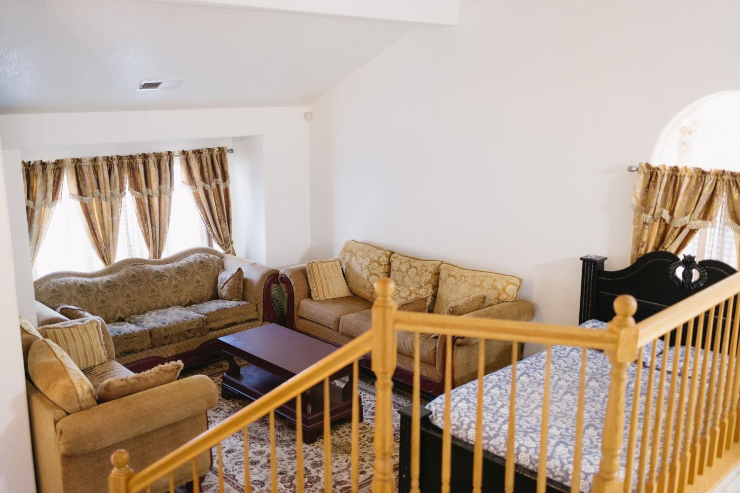Detail Gallery Image 7 of 25 For 1684 via Milano, Gustine,  CA 95322 - 4 Beds | 3 Baths
