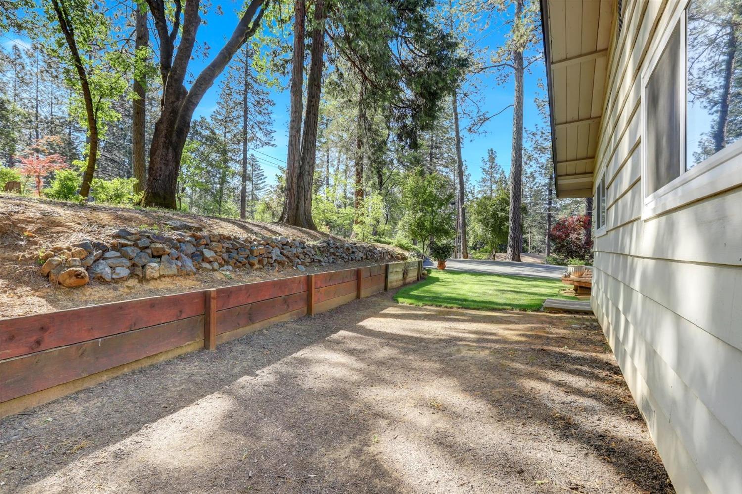 Detail Gallery Image 47 of 75 For 10286 Sugar Pine Ct, Grass Valley,  CA 95949 - 3 Beds | 2 Baths