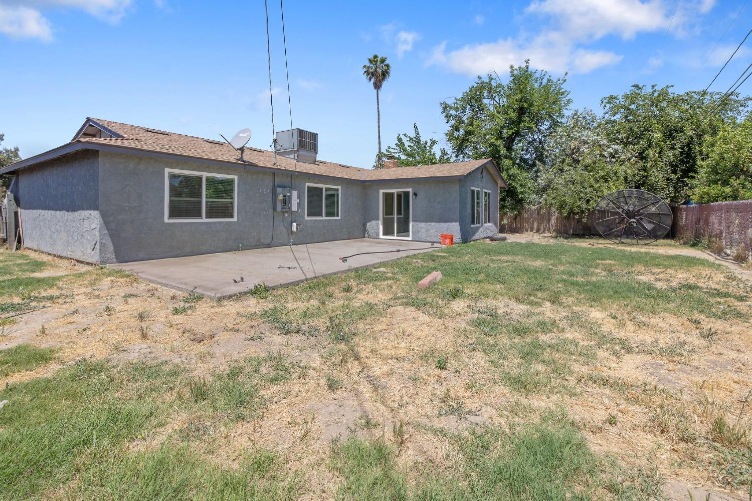 Detail Gallery Image 36 of 38 For 709 Shasta Dr, Hanford,  CA 93230 - 4 Beds | 2 Baths
