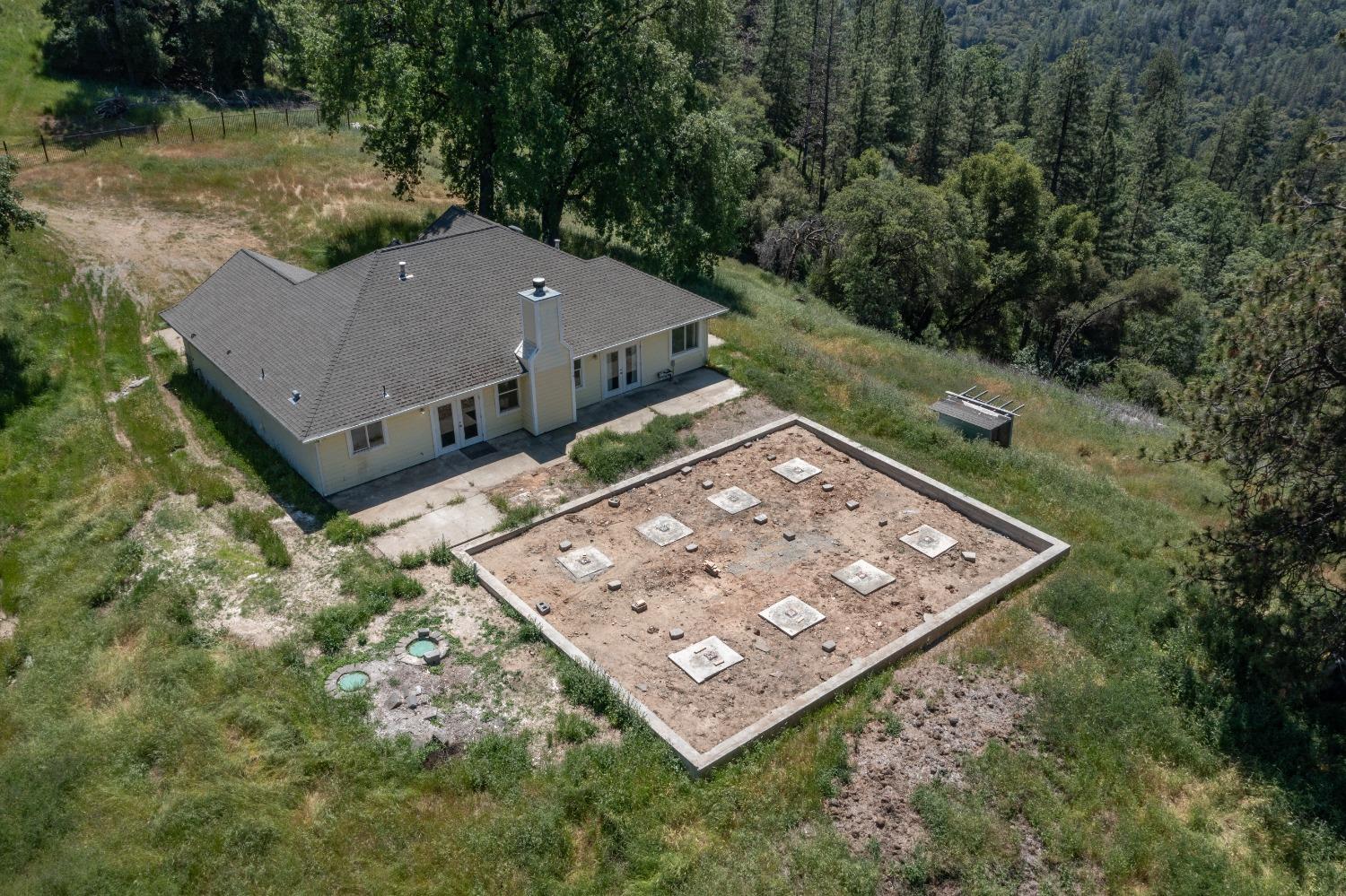 Detail Gallery Image 27 of 38 For 2351 Sand Ridge Rd, Placerville,  CA 95667 - 3 Beds | 2 Baths
