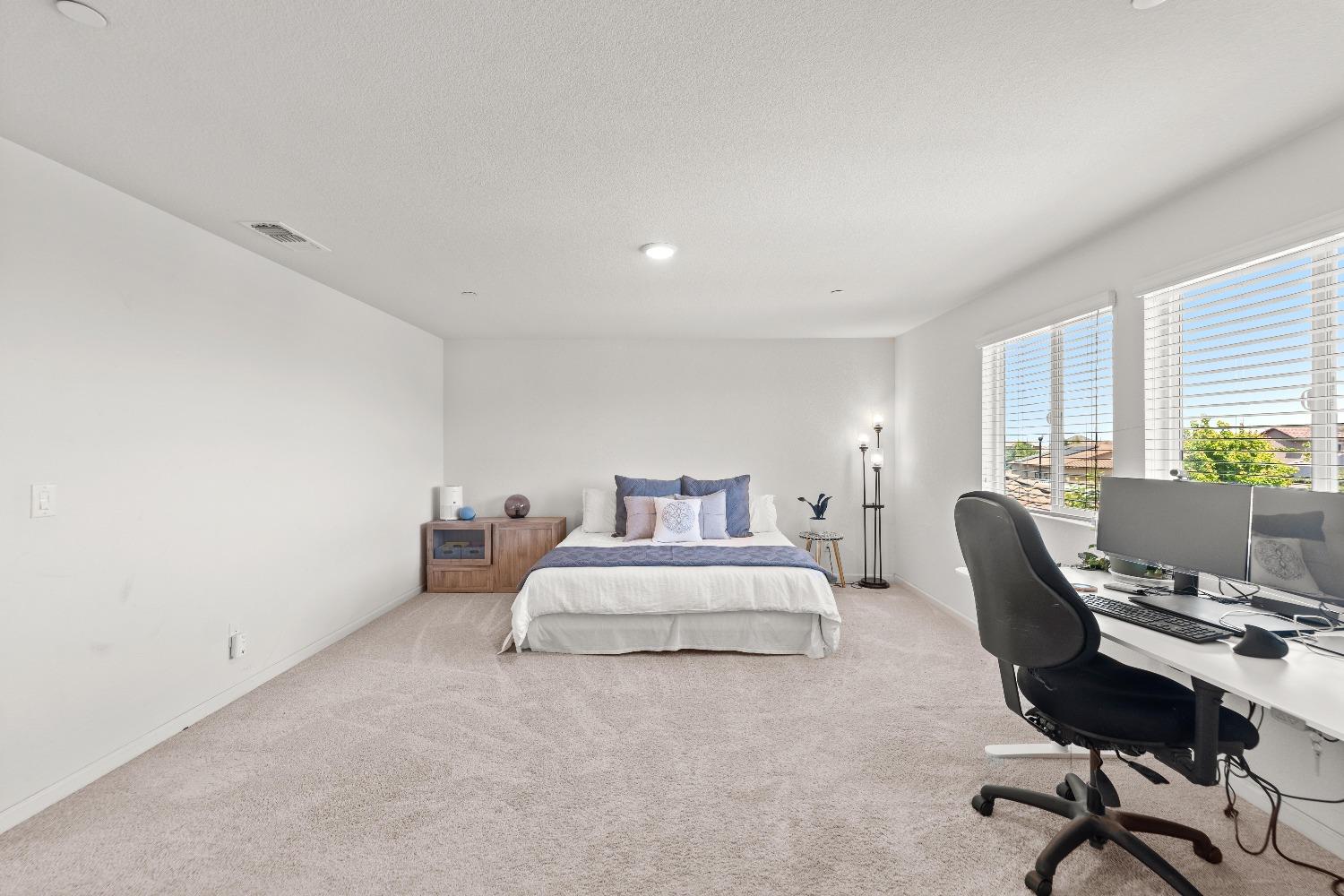 Detail Gallery Image 23 of 49 For 1033 Solstice St, Roseville,  CA 95747 - 4 Beds | 3 Baths