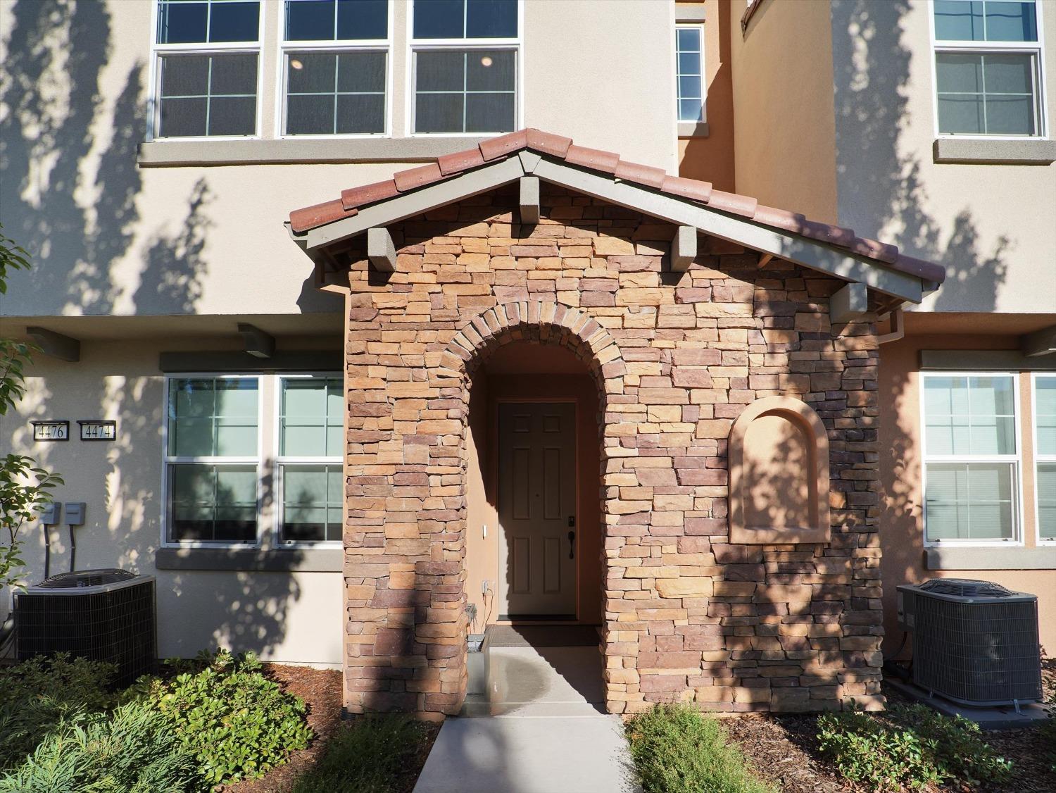Detail Gallery Image 94 of 97 For 4474 Louvre Ln, Sacramento,  CA 95834 - 4 Beds | 3/1 Baths