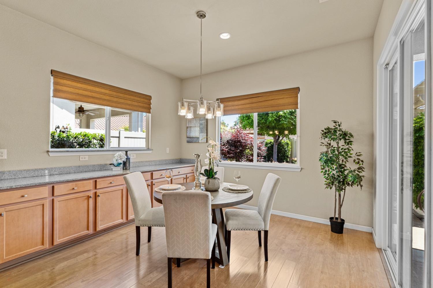 Detail Gallery Image 17 of 82 For 1392 Mill Run Ct, Manteca,  CA 95336 - 3 Beds | 2 Baths