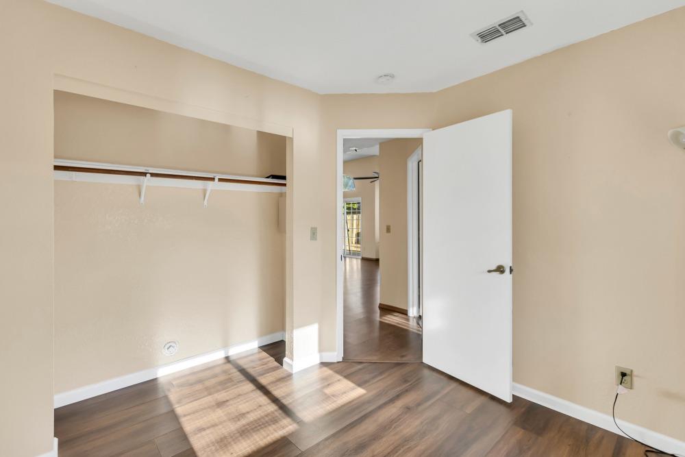 Detail Gallery Image 24 of 38 For 8068 Cardale Way, Sacramento,  CA 95829 - 3 Beds | 2 Baths