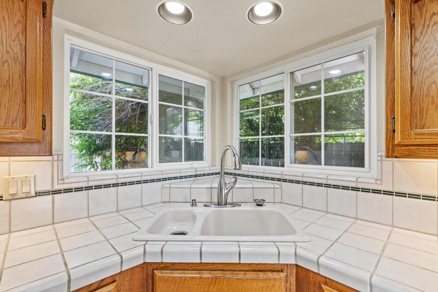 Detail Gallery Image 31 of 42 For 1840 Saratoga Ct, Yuba City,  CA 95993 - 3 Beds | 2 Baths