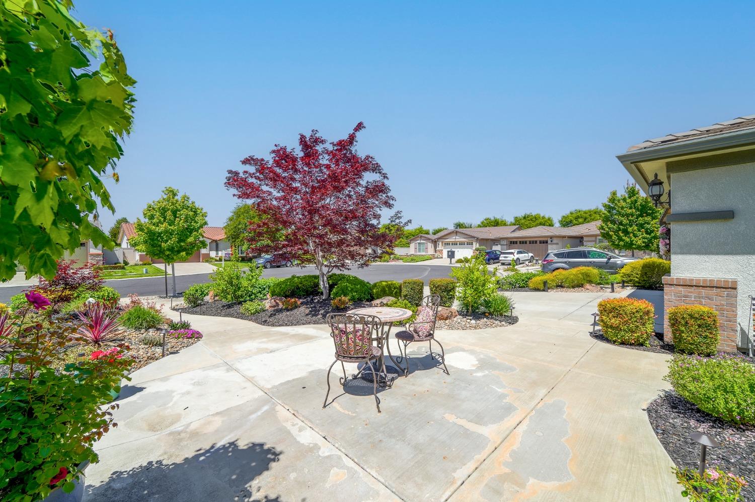 Detail Gallery Image 5 of 66 For 2386 Birdsong Pl, Manteca,  CA 95336 - 2 Beds | 2 Baths