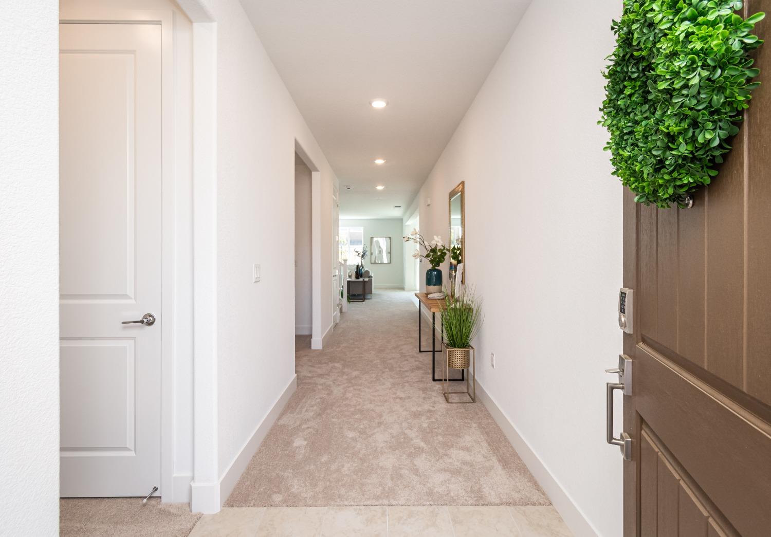 Detail Gallery Image 3 of 49 For 4283 Ranger Dr, Folsom,  CA 95630 - 4 Beds | 3/1 Baths