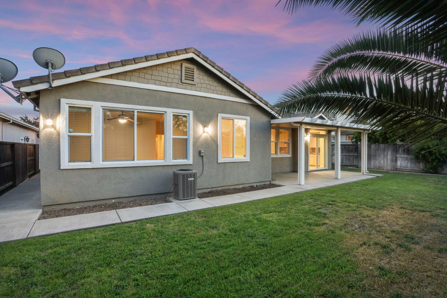 Detail Gallery Image 22 of 38 For 1401 Oasis Ln, Patterson,  CA 95363 - 4 Beds | 2/1 Baths