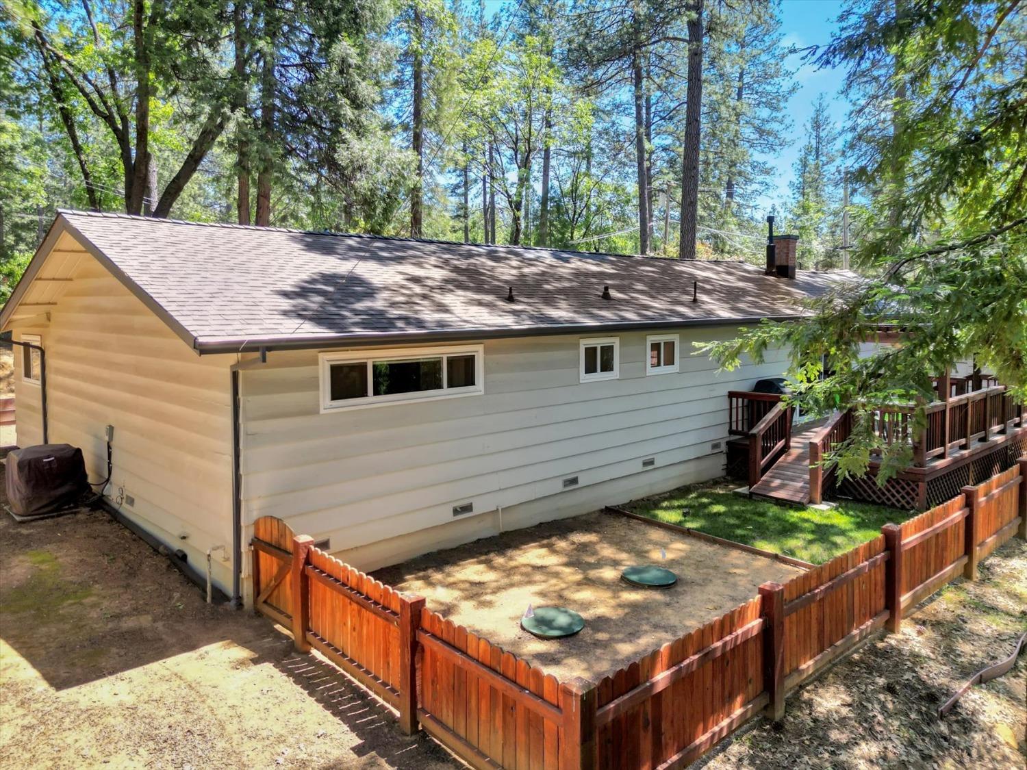 Detail Gallery Image 62 of 75 For 10286 Sugar Pine Ct, Grass Valley,  CA 95949 - 3 Beds | 2 Baths
