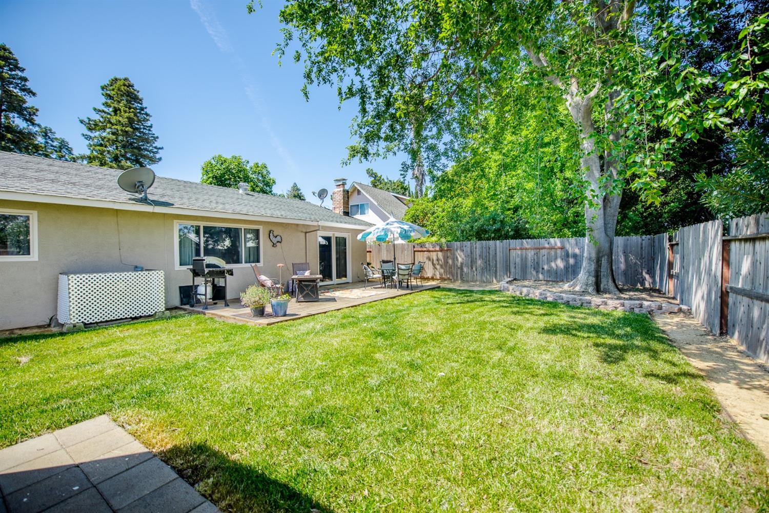 Colusa Place, Woodland, California image 15