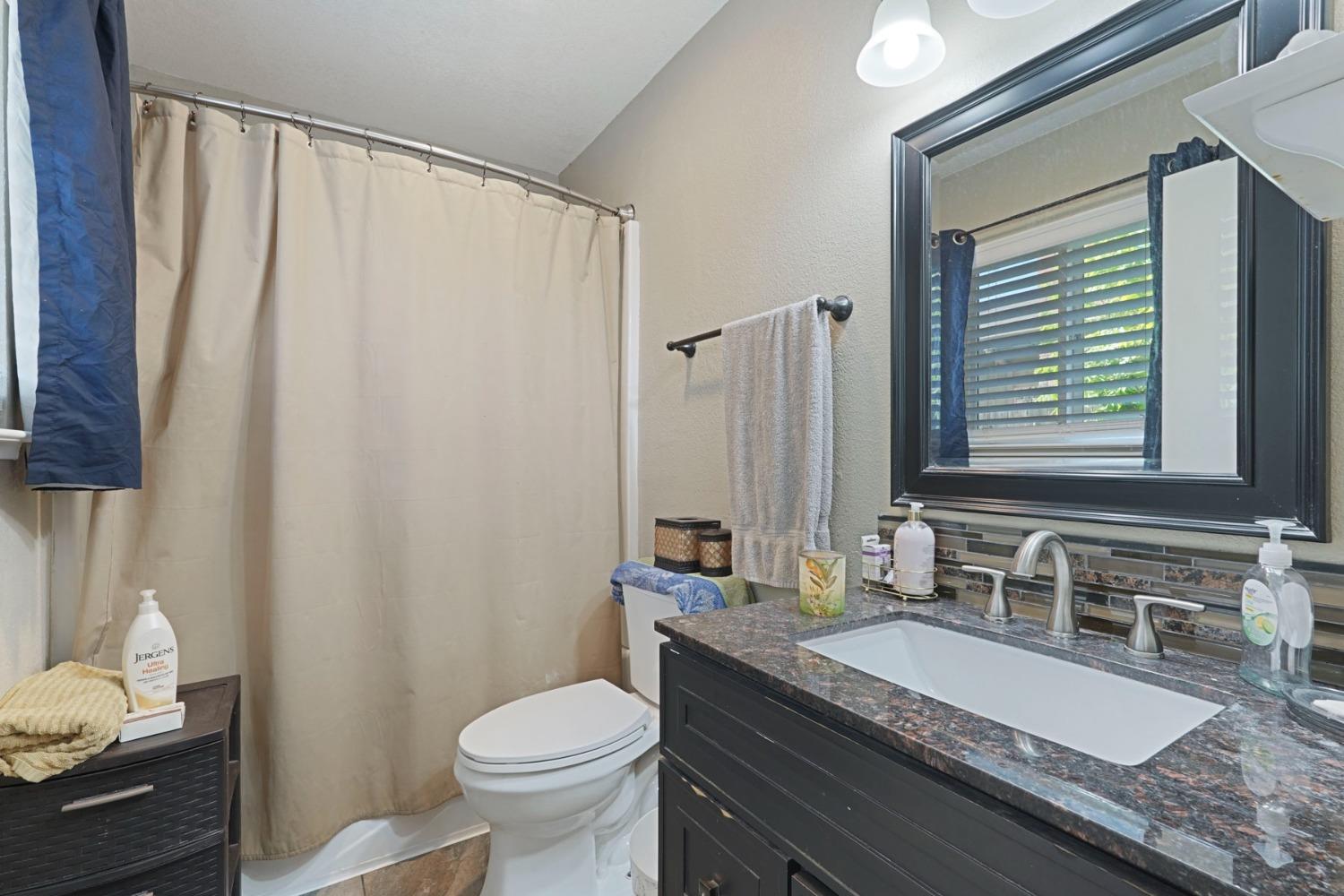 Detail Gallery Image 22 of 38 For 3460 Belleview Ave, Stockton,  CA 95206 - 3 Beds | 2 Baths