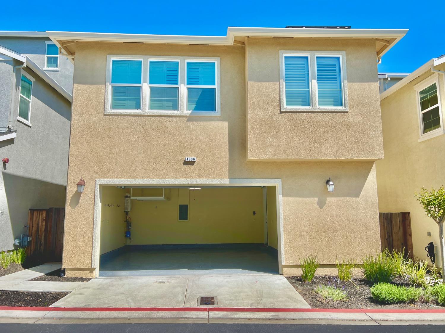 Detail Gallery Image 55 of 69 For 4336 Trolan Ln, Dublin,  CA 94568 - 4 Beds | 3/2 Baths