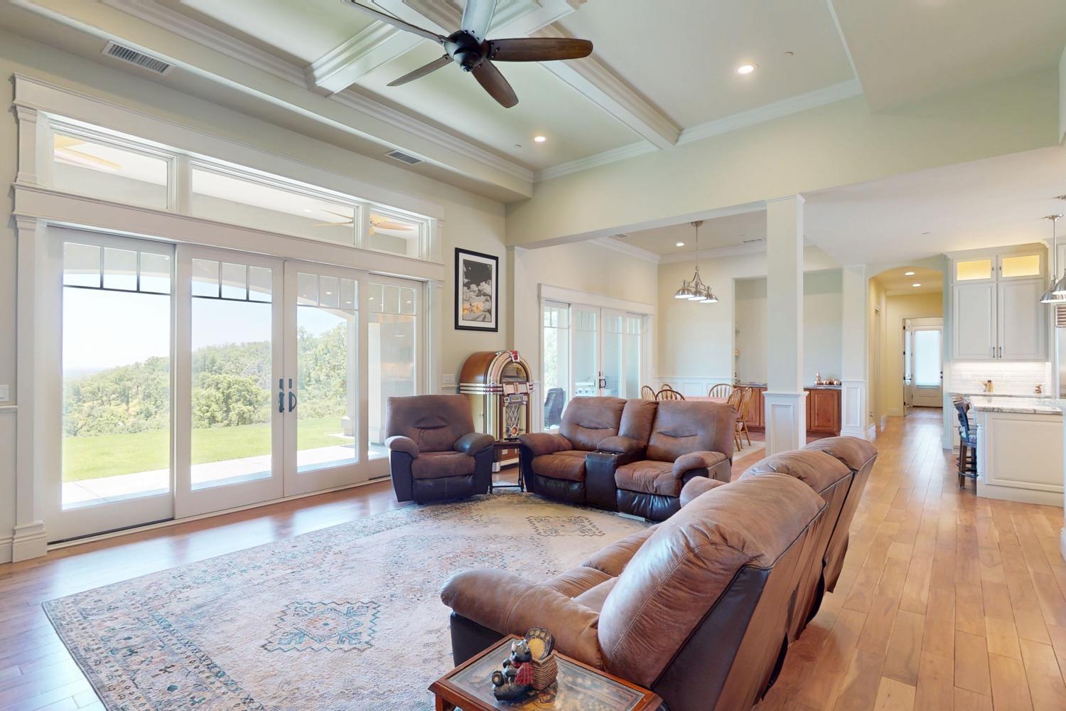 Detail Gallery Image 24 of 72 For 2483 Manhattan, Auburn,  CA 95603 - 3 Beds | 3 Baths