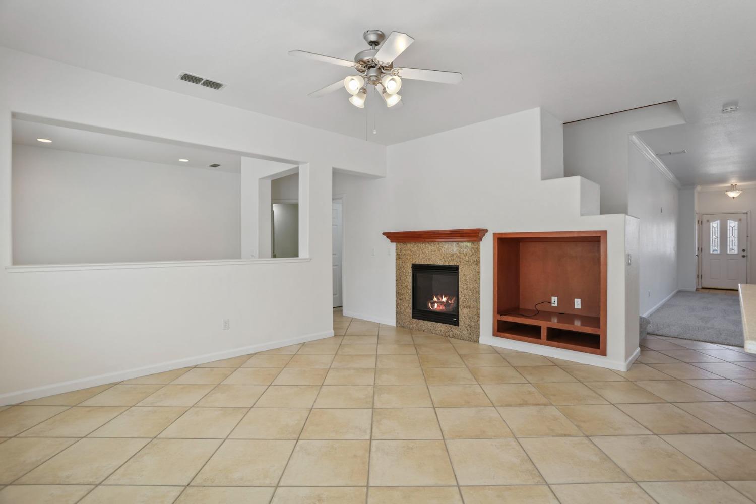 Detail Gallery Image 7 of 26 For 2340 Etcheverry Dr, Stockton,  CA 95212 - 5 Beds | 3 Baths