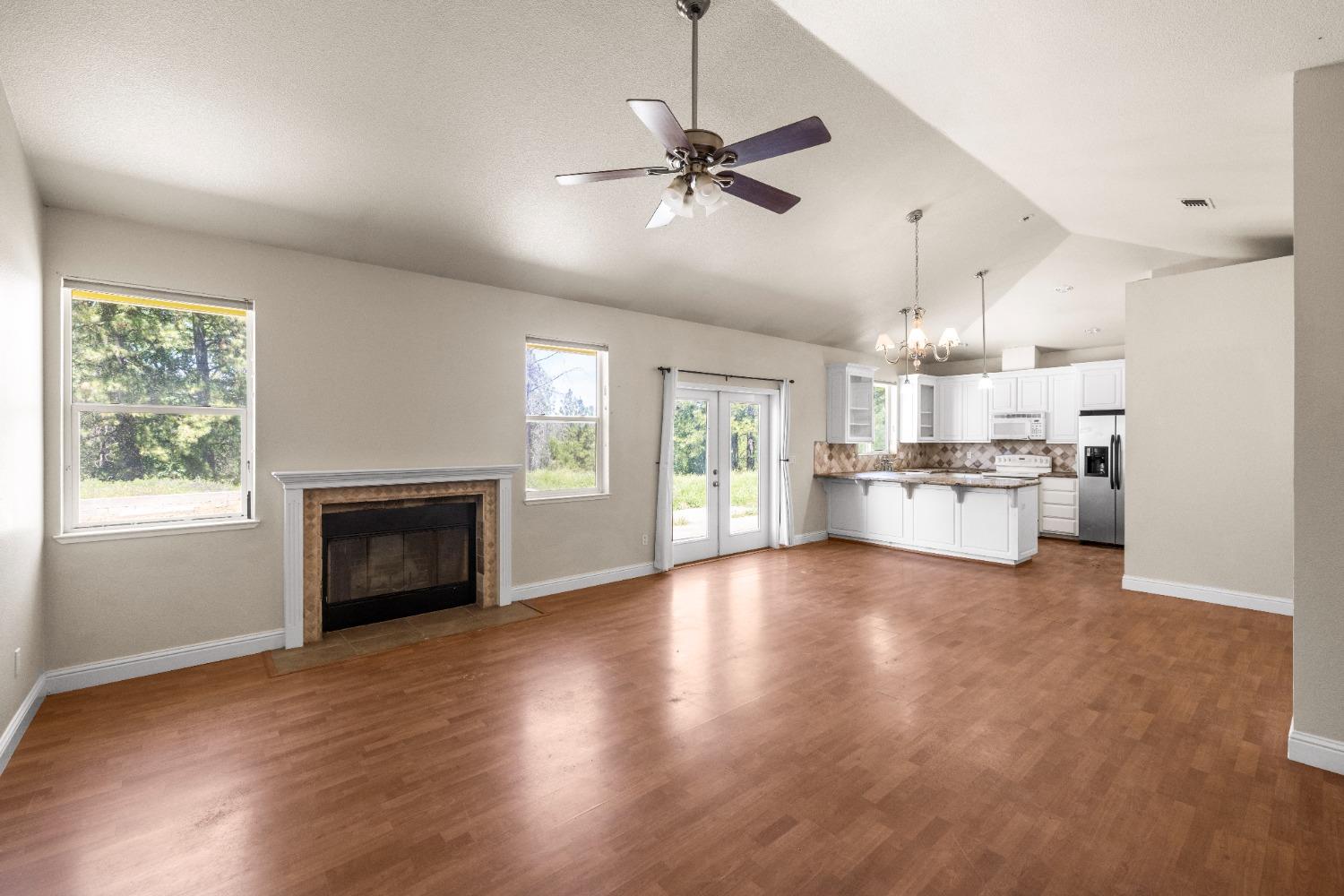 Detail Gallery Image 9 of 38 For 2351 Sand Ridge Rd, Placerville,  CA 95667 - 3 Beds | 2 Baths