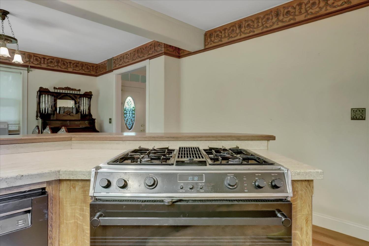 Detail Gallery Image 19 of 99 For 14511 Clear Creek Pl, Grass Valley,  CA 95949 - 3 Beds | 2 Baths