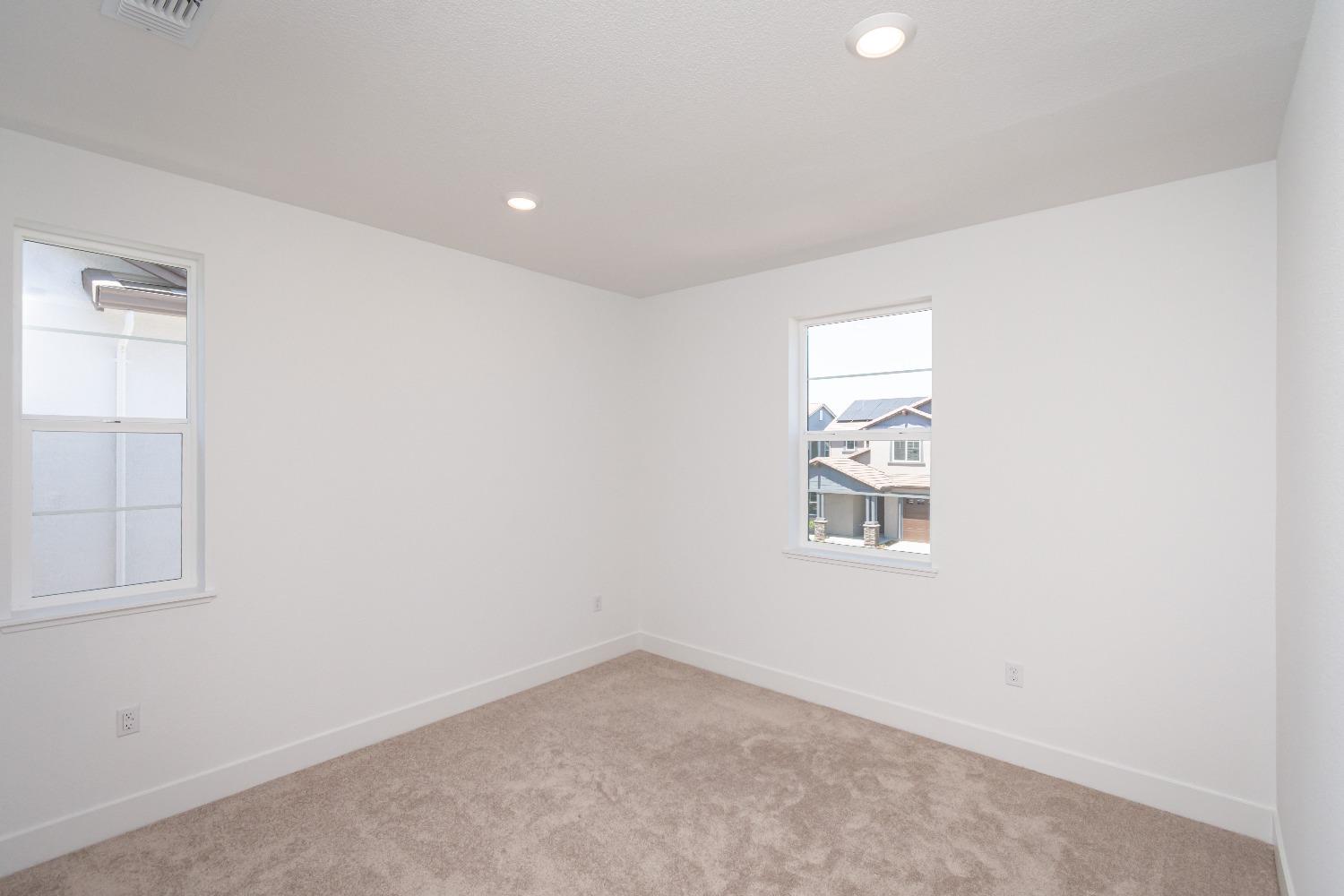 Detail Gallery Image 43 of 49 For 4283 Ranger Dr, Folsom,  CA 95630 - 4 Beds | 3/1 Baths