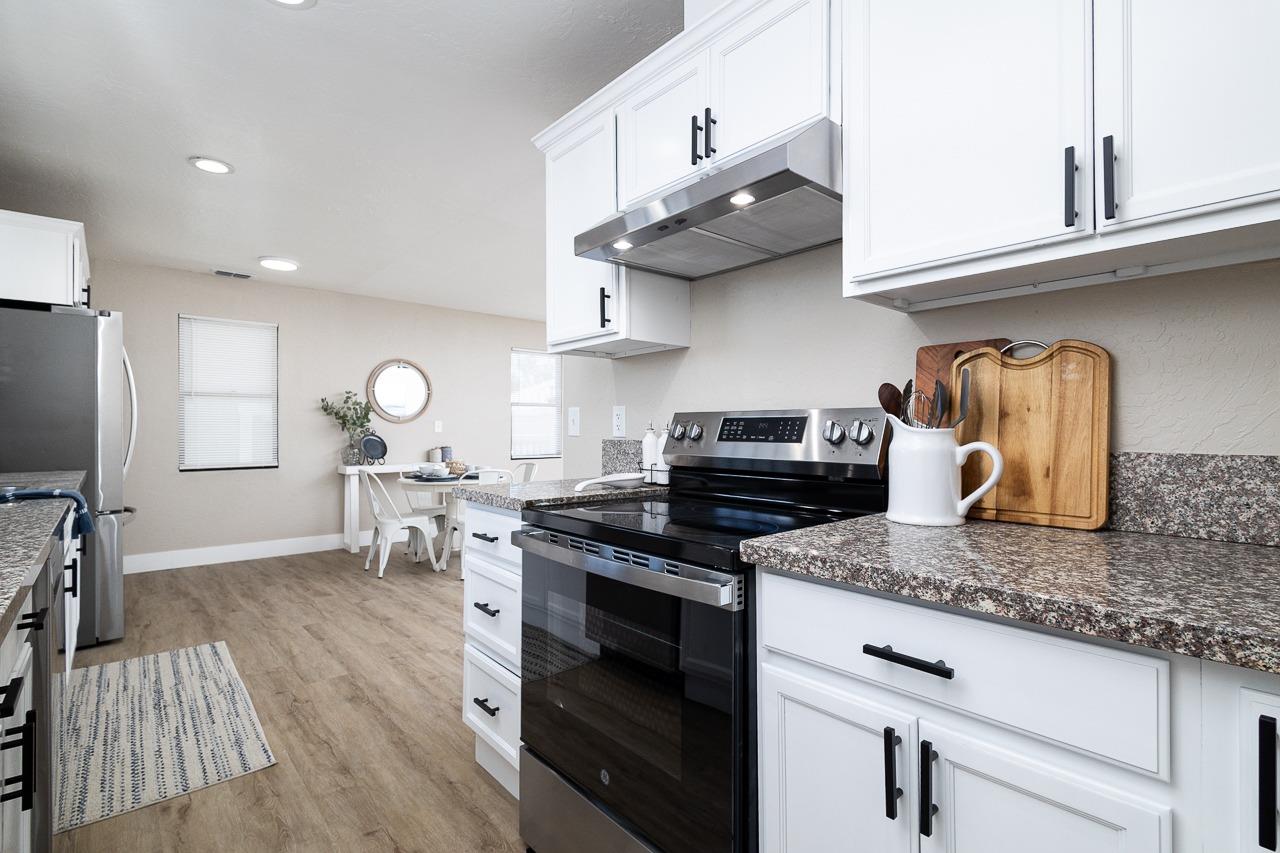 Detail Gallery Image 11 of 24 For 4223 Marysville Blvd, Sacramento,  CA 95838 - 3 Beds | 2 Baths