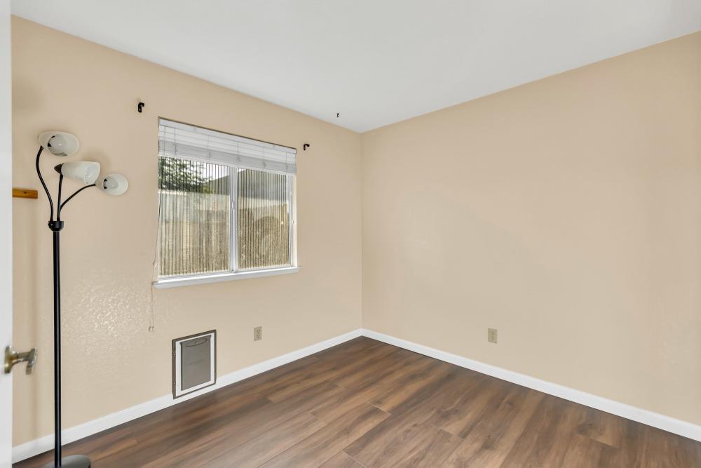 Detail Gallery Image 23 of 38 For 8068 Cardale Way, Sacramento,  CA 95829 - 3 Beds | 2 Baths