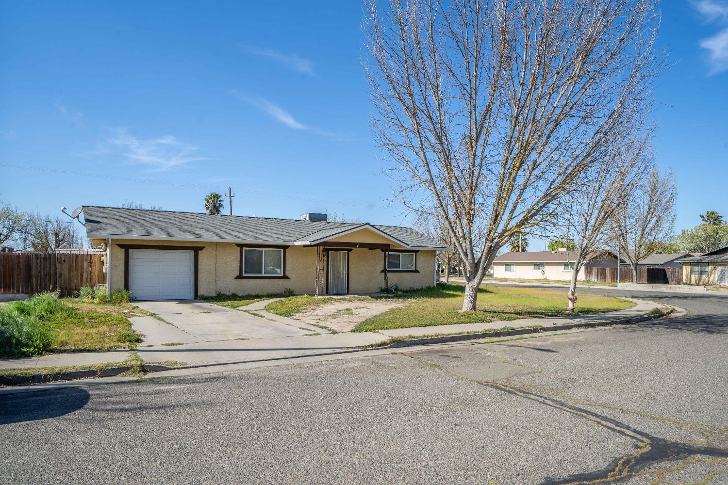 Detail Gallery Image 1 of 20 For 1183 Mary Ann Dr, Atwater,  CA 95301 - 3 Beds | 1 Baths