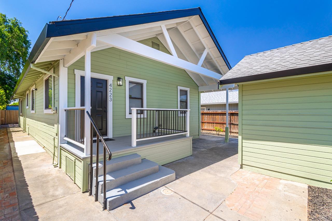 Detail Gallery Image 3 of 24 For 4223 Marysville Blvd, Sacramento,  CA 95838 - 3 Beds | 2 Baths