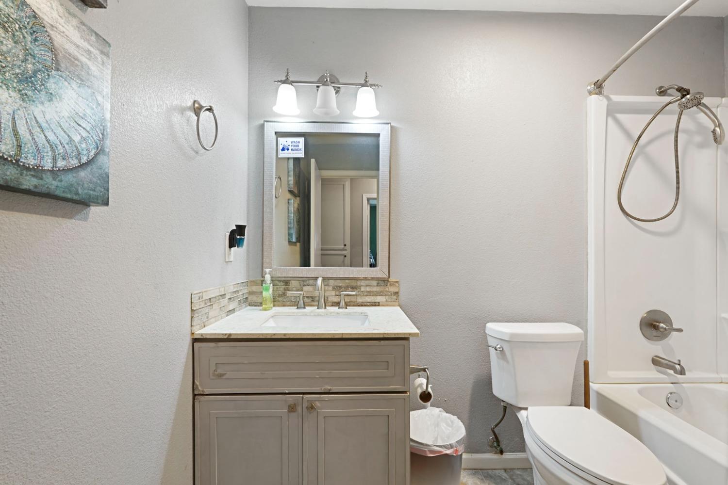 Detail Gallery Image 18 of 38 For 3460 Belleview Ave, Stockton,  CA 95206 - 3 Beds | 2 Baths