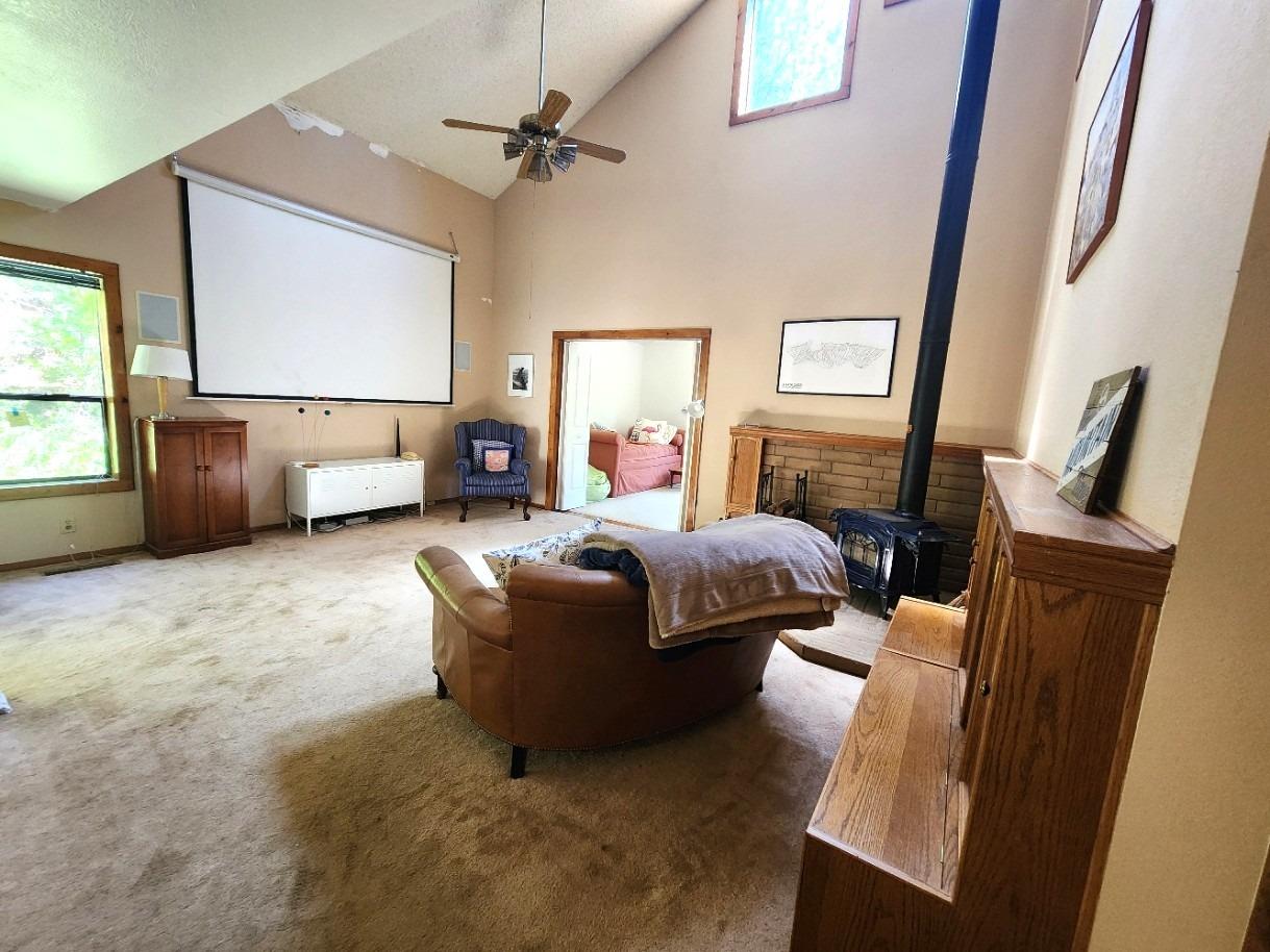Detail Gallery Image 16 of 84 For 26085 Meadow Dr, Pioneer,  CA 95666 - 3 Beds | 2/1 Baths